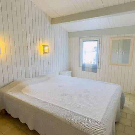 Location Proche De La Et Des Commerces