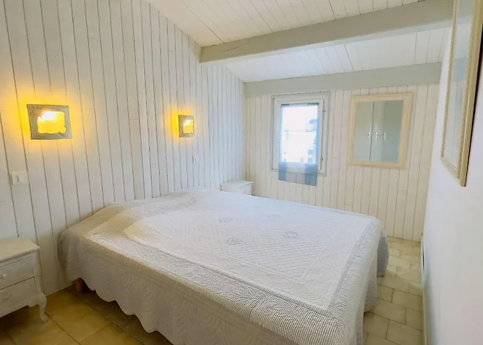 Location Proche De La Et Des Commerces